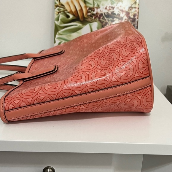 Michael Kors Coated Canvas Handbag Salmon Colored - Picture 7 of 15